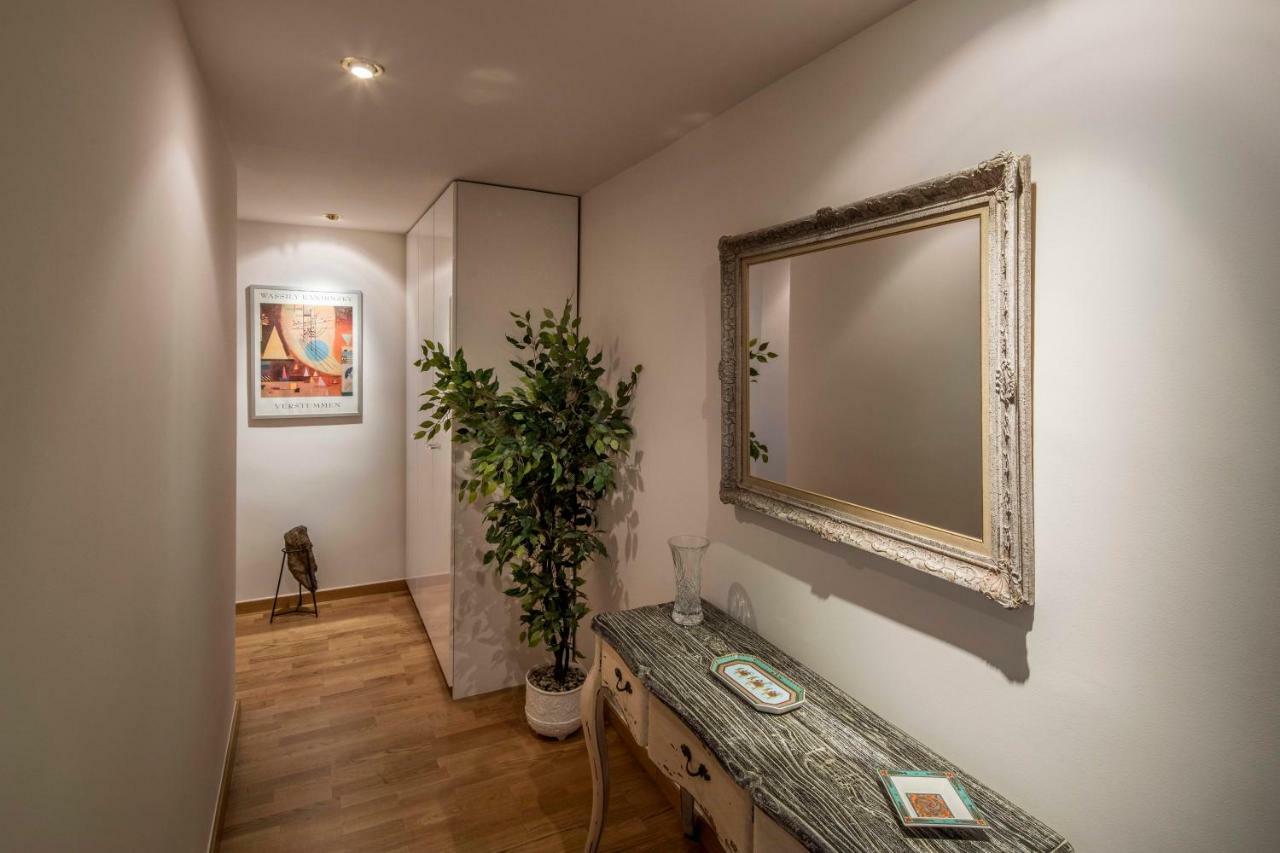Atico Con Gran Terraza En El Corazon De Girona Apartment Exterior foto